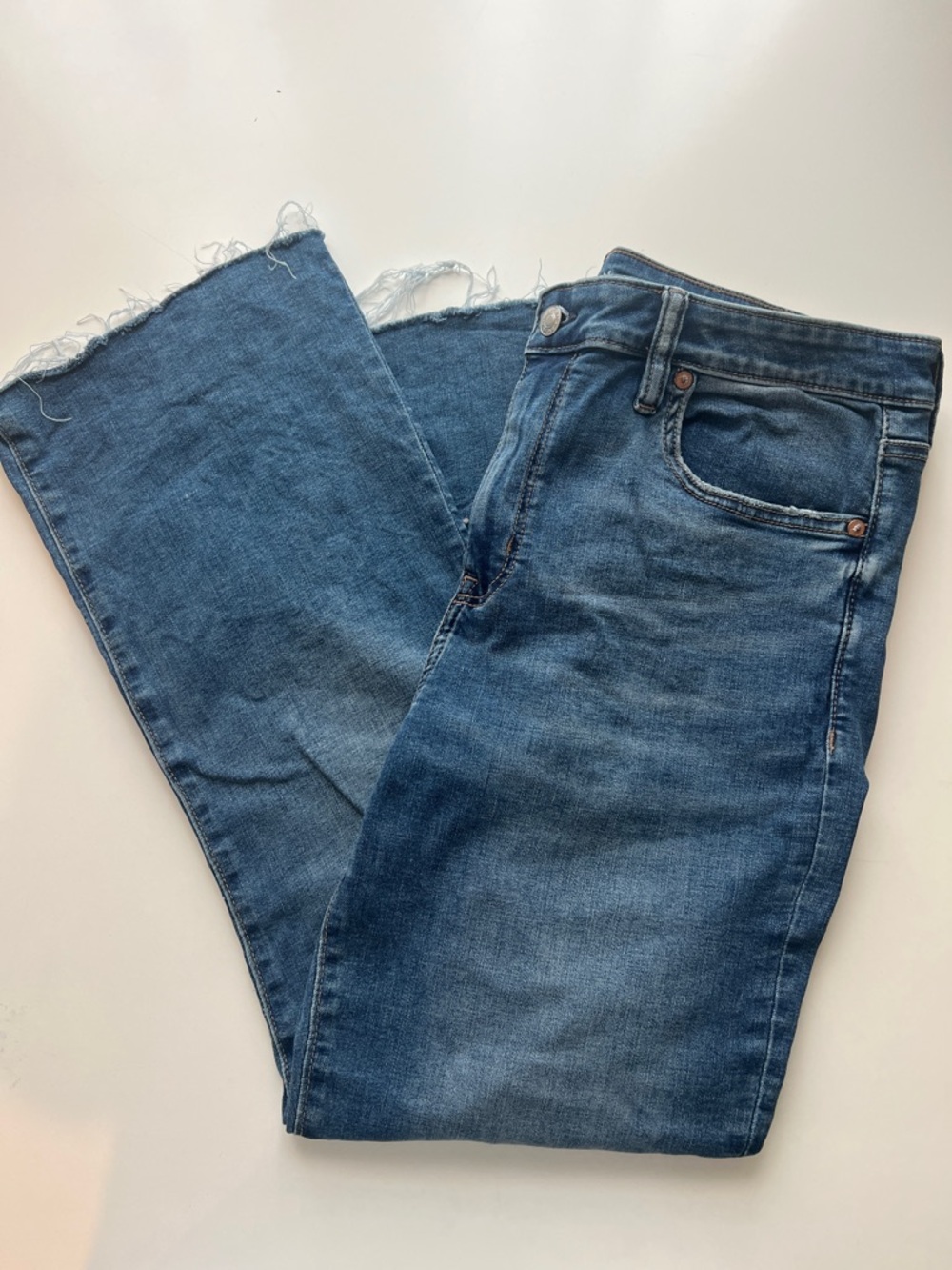 American eagle kick crop jeans